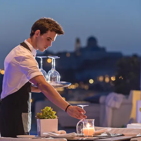 Katikies Santorini - Gea House - The Leading Of The World Hotel