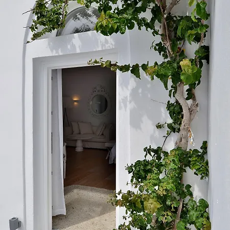 Katikies Santorini - Gea House - The Leading Of The World Hotel